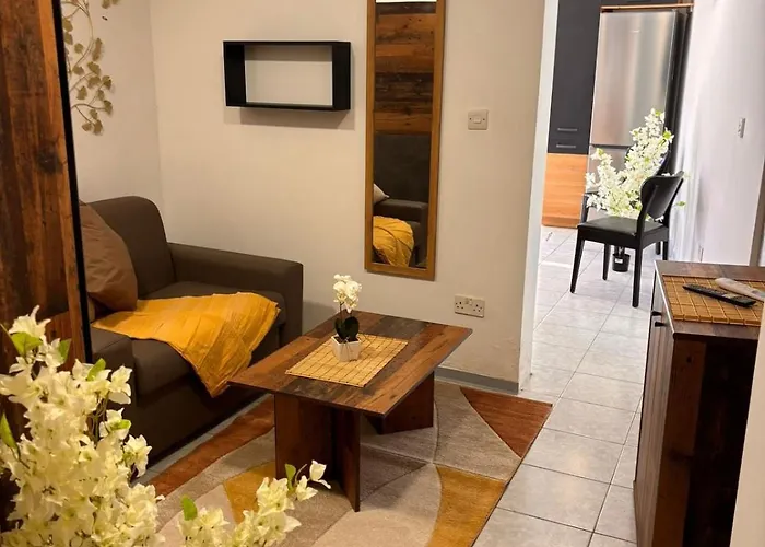 Bright St Julians For 1 To 3 Guests Saint Julian's